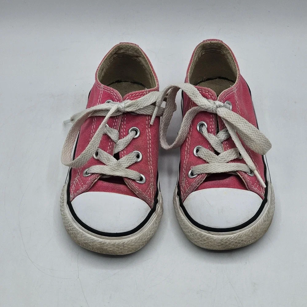 Converse brand model